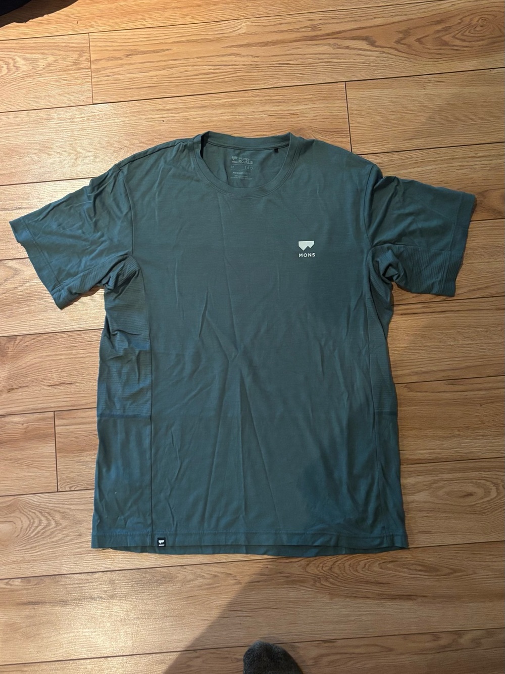 Mons Royale Men's Slate Green Short Sleeve Tee medium
